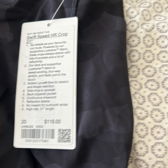 Lulu Lemon align 23 black camouflage leggings with pockets - Picture 2 of 8